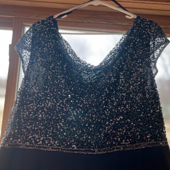 Blue MOB or Formal Plus Size Dress - Picture 3 of 4